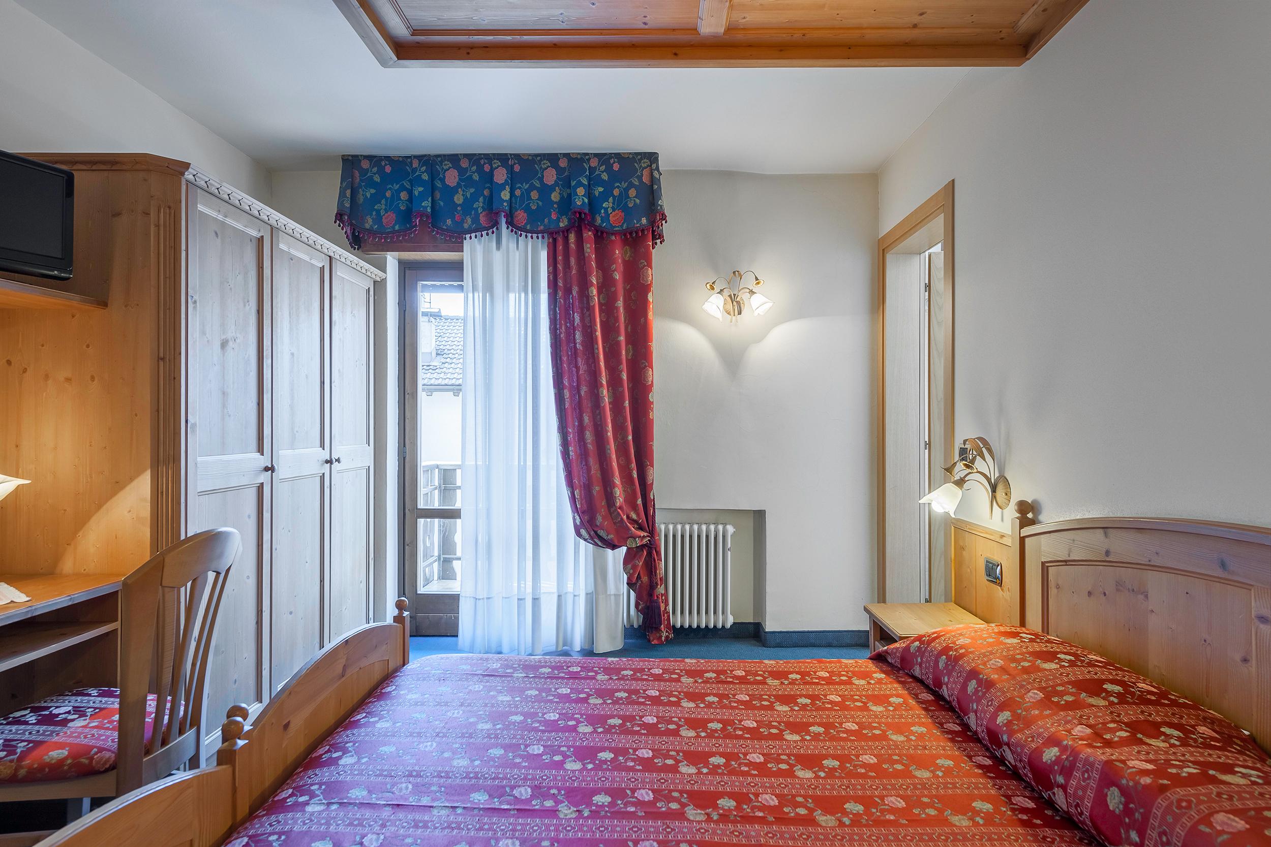 Family Hotel La Perla Fiera Di Primiero Esterno foto
